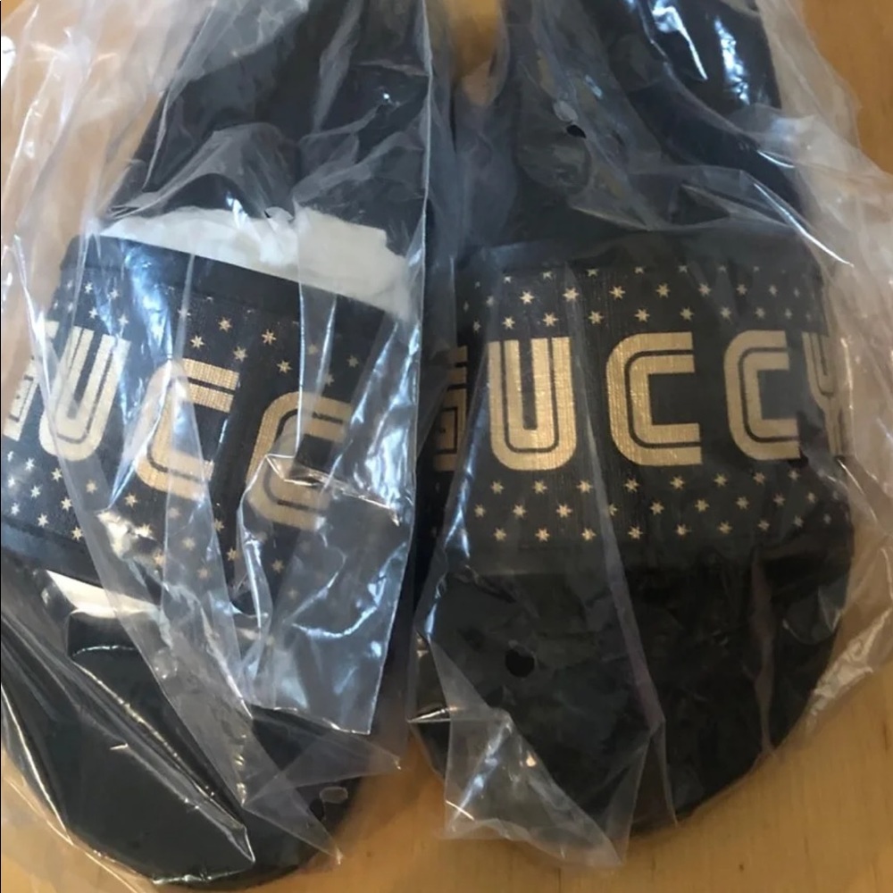 Gucci Slides - Picture 1 of 5